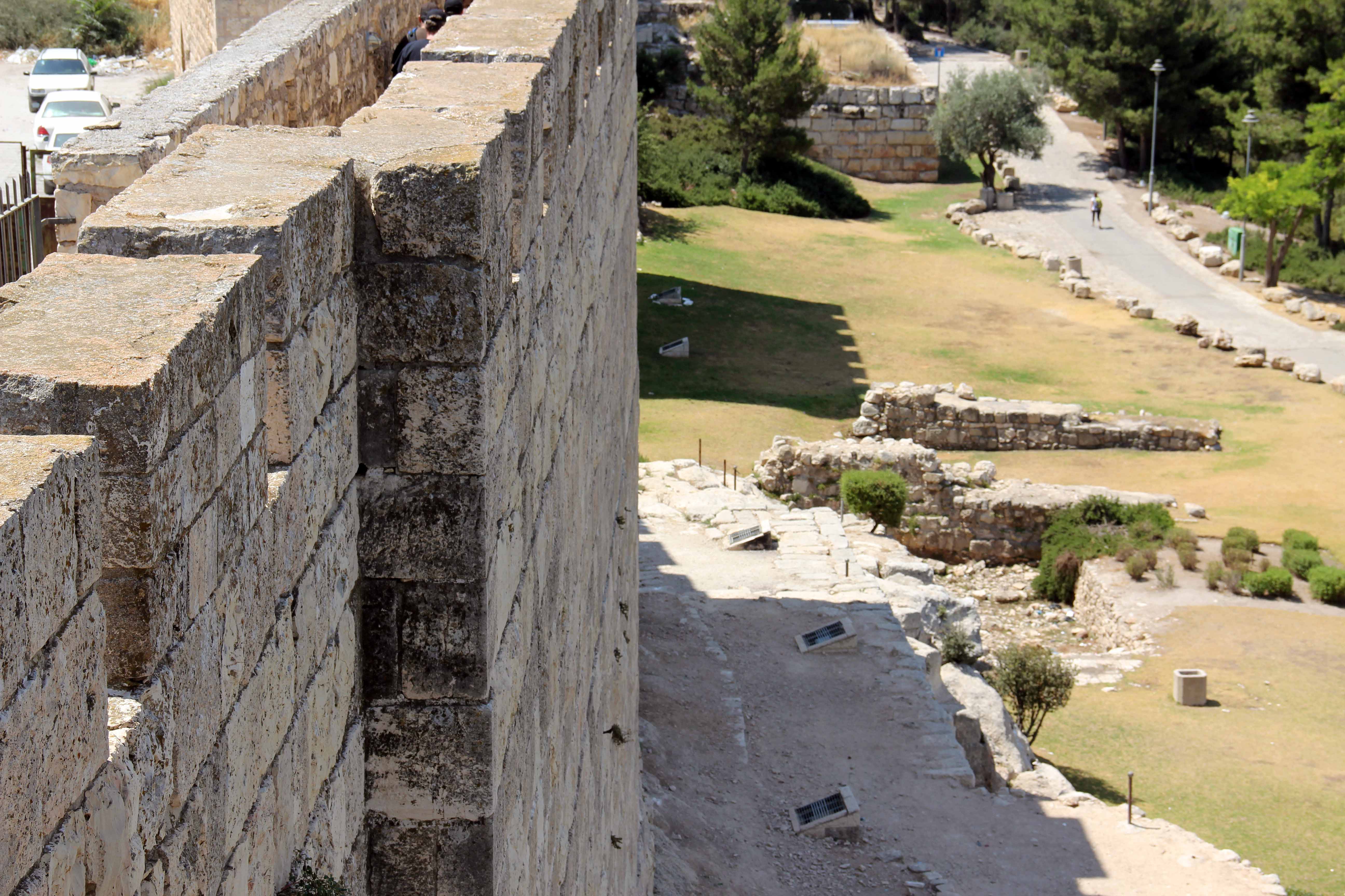 Ramparts Walk Citadel 37